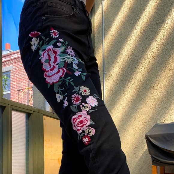 Forever 21 Floral Stitched Jeans! - Picture 1 of 7